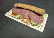 Sandwich med Oksespegepølse